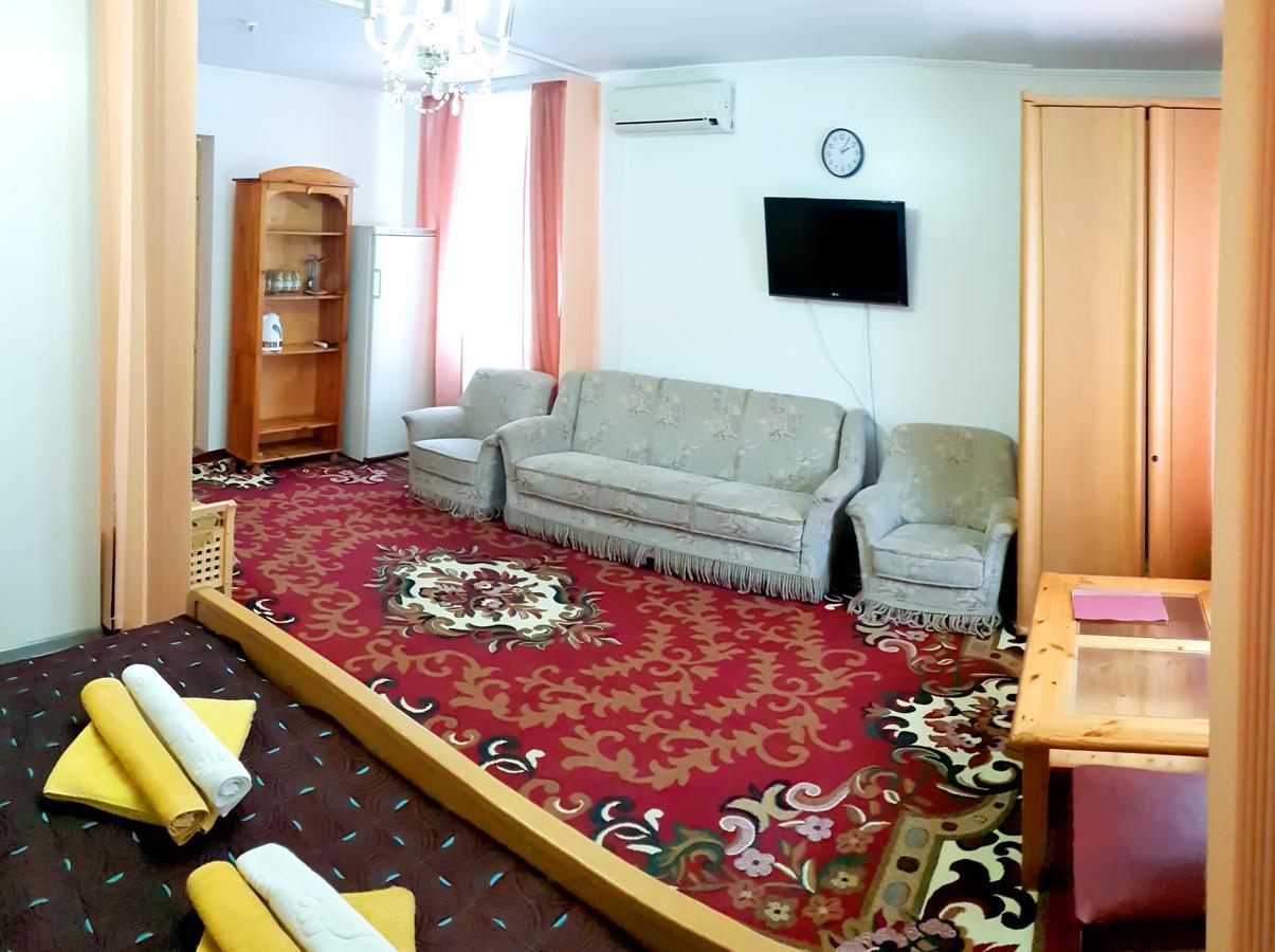 Perlyna Podillyа Satanov Exterior foto